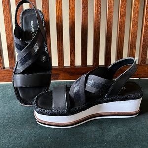 Gently used Donald Pliner , Black, Audrey Leather Platform Sandal. Size 7